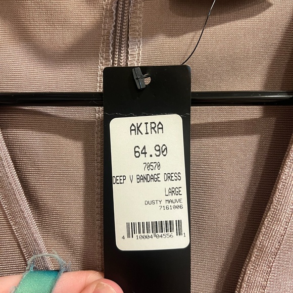 Stunning Dusty Mauve Deep V Bandage Dress - Akira (Size Large) - NWT, Minor Flaw - Picture 3 of 6